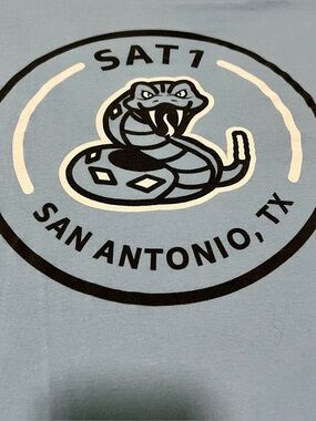 Amazon Fulfillment Center Sat1 Rattlesnake Size XL Baby Blue Employee T-Shirt